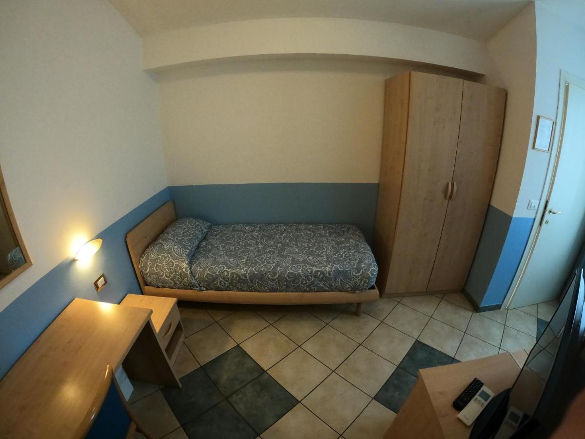 Albergo La Caravella Staranzano Bagian luar foto