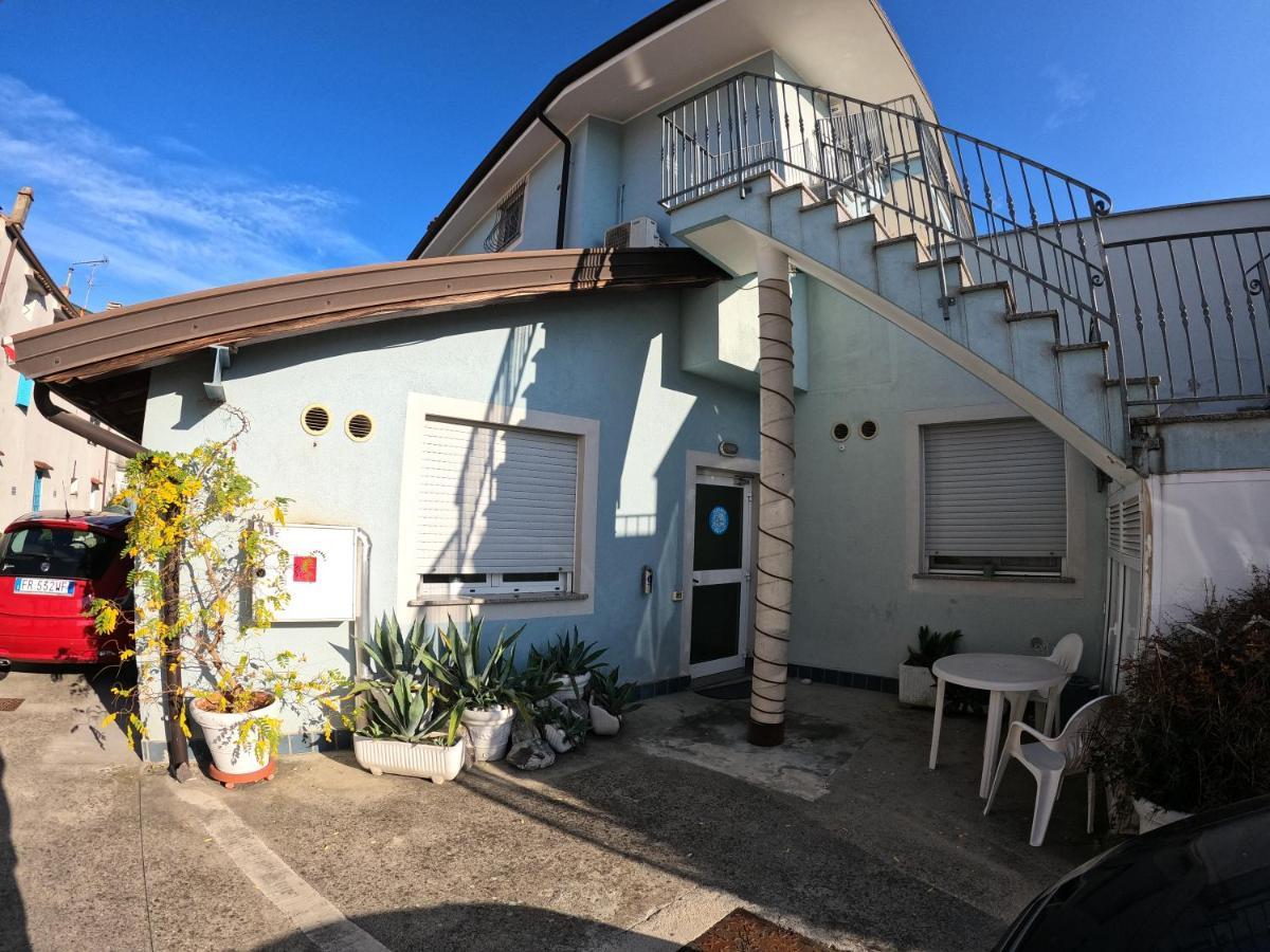 Albergo La Caravella Staranzano Bagian luar foto